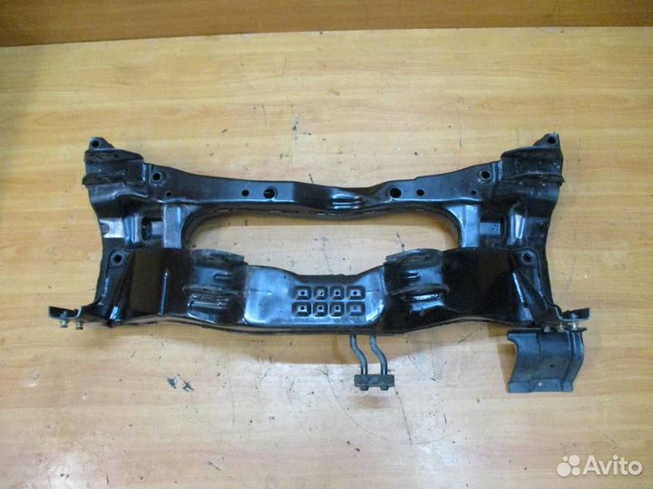 Подрамник задний Mitsubishi Outlander 1 (CU) 2002