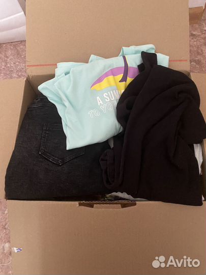 Вещи коробкой женские