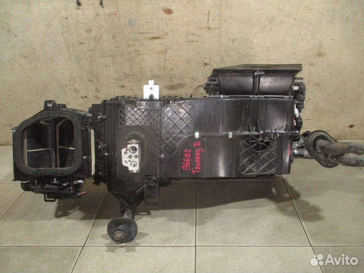 Корпус отопителя VW Touareg 2 (7P)