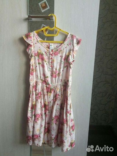 Платье на девочку