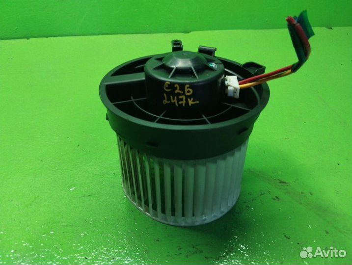 Мотор печки Nissan Serena C26