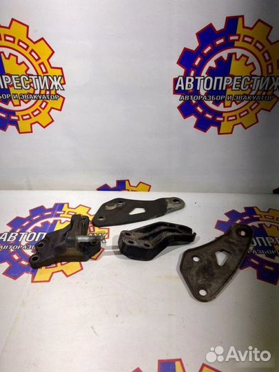 Кронштейн двигателя Hyundai I20