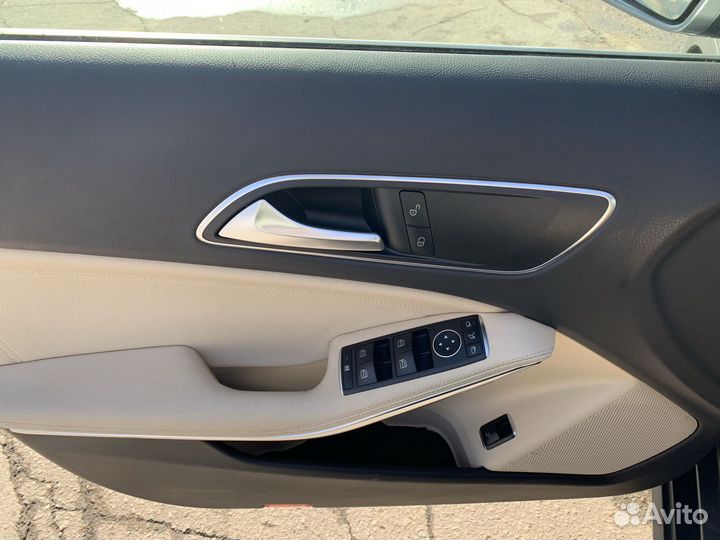 Mercedes-Benz GLA-класс 1.6 AMT, 2019, 28 450 км