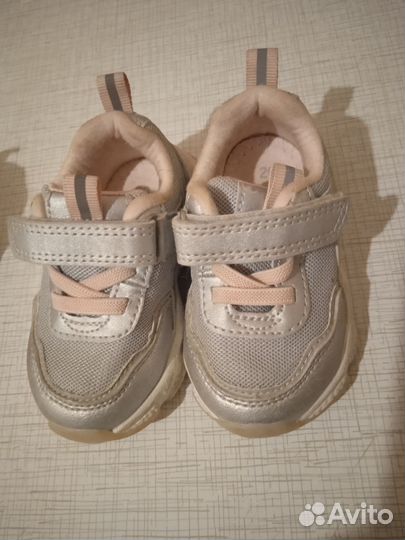 Обувь детские 20р