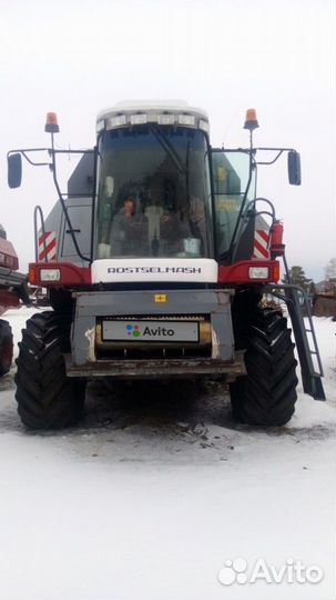 Комбайн Ростсельмаш Vector 410, 2011
