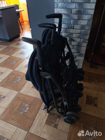 Прогулочная коляска peg perego pliko mini twin
