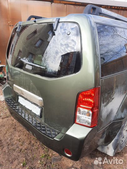 Nissan Pathfinder фонарь левый правый б.у оригинал