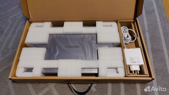 Huawei MateBook D 15 BoDE-WDH9, i5-1155G7