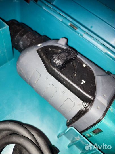 Перфоратор makita HR 2470