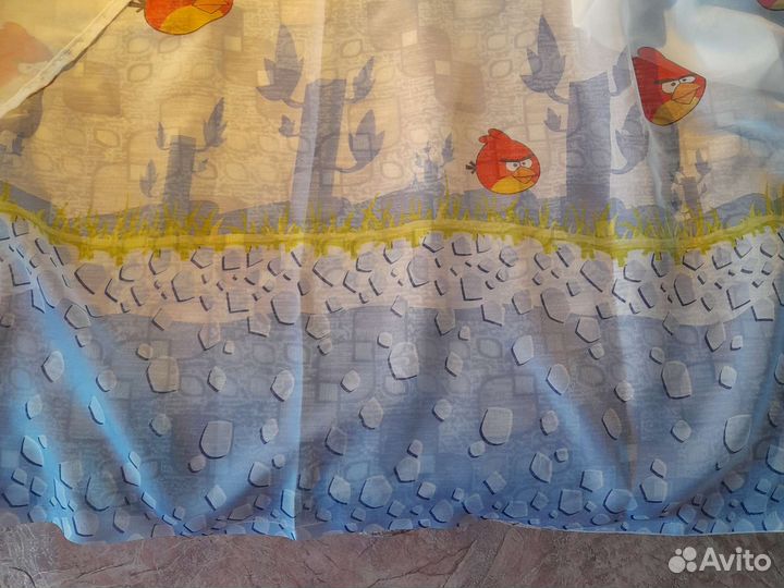 Тюль в детскую комнату б/у