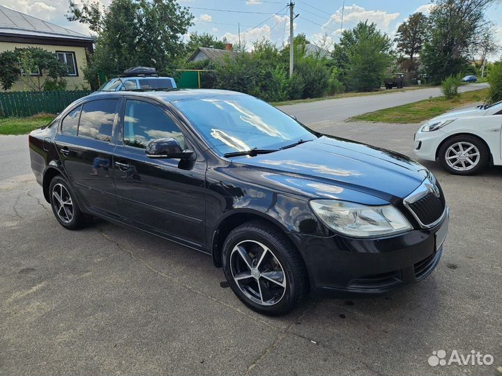 Skoda Octavia 1.6 AT, 2011, 199 990 км