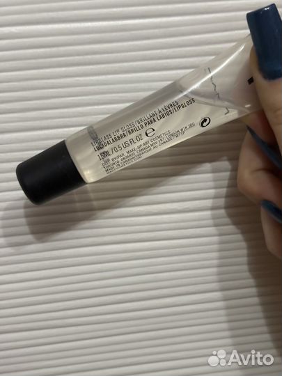 Блеск для губ MAC liquid glass