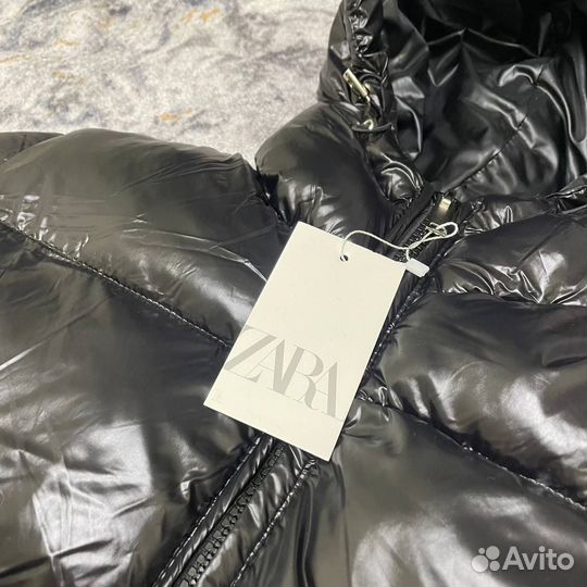 Пуховик Zara x Moncler