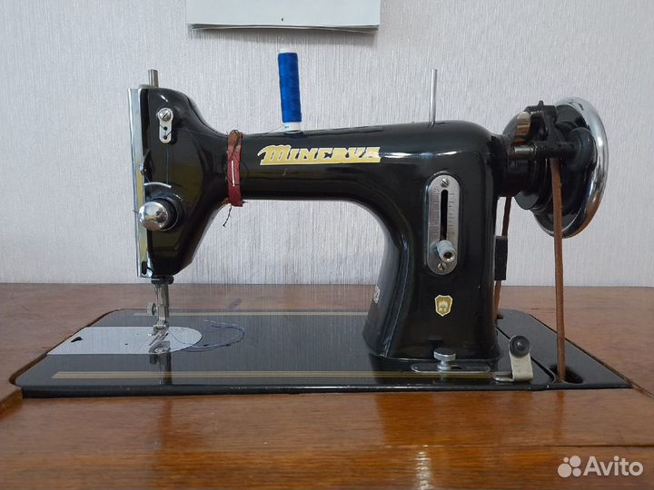 Швейная машинка ножная Minerva б/у