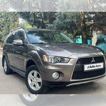 Mitsubishi Outlander 2.0 CVT, 2011, 175 000 км, с пробегом, цена 1 095 000 руб.