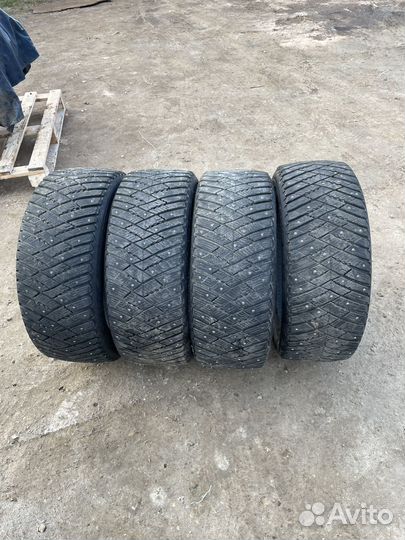 Goodyear UltraGrip Ice WRT 225/45 R18