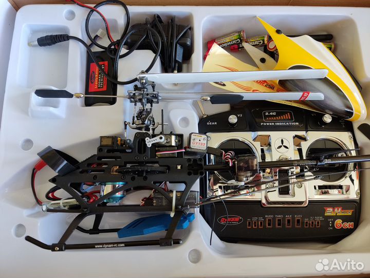 Радиоуправляемый вертолет E-razor 250