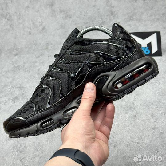 Кроссовки nike air max tn plus