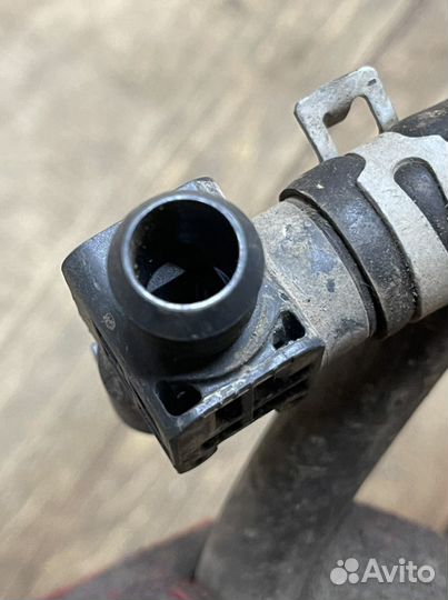 Патрубок шланг трубка Opel Astra J GTC Купе