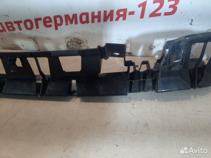 Направляющая бампера задняя Bmw 116 F20 N13B16