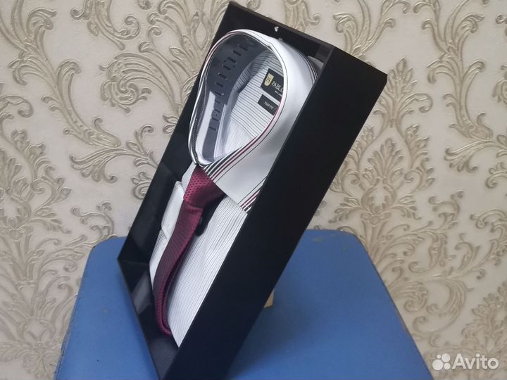 Подставка для рубашек, документов