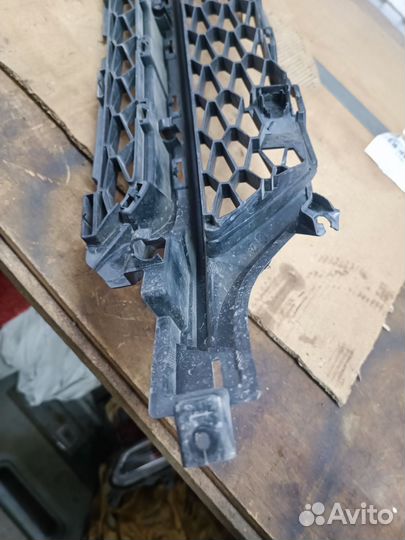 Решетка радиатора LADA vesta