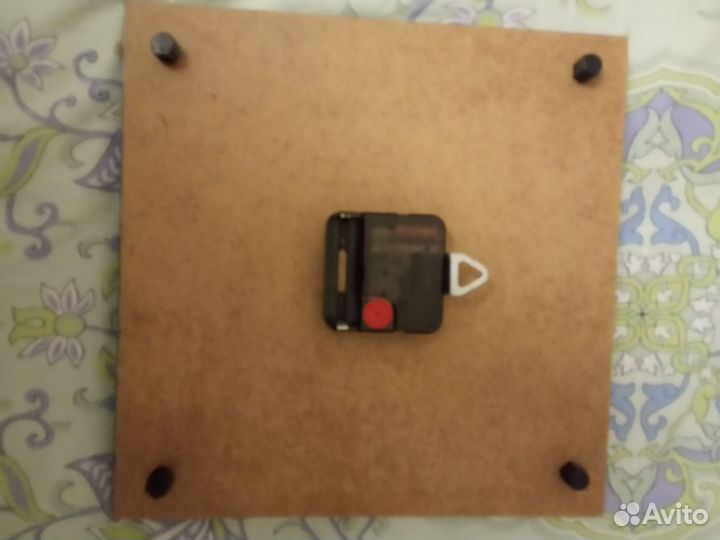 Часы настенные