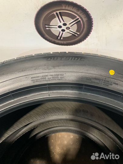 Pirelli P Zero PZ4 235/50 R20 104Y