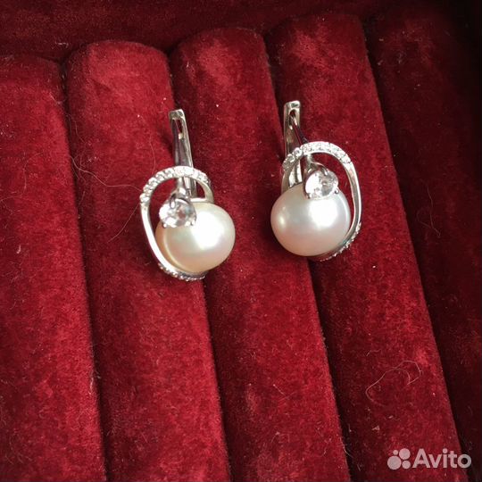 Золотые серьги