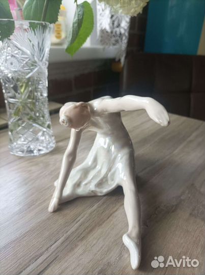 Статуэтка балерина