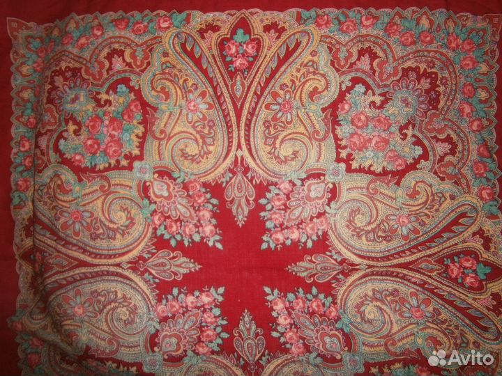 Платок шерстяной Павлово-посадский