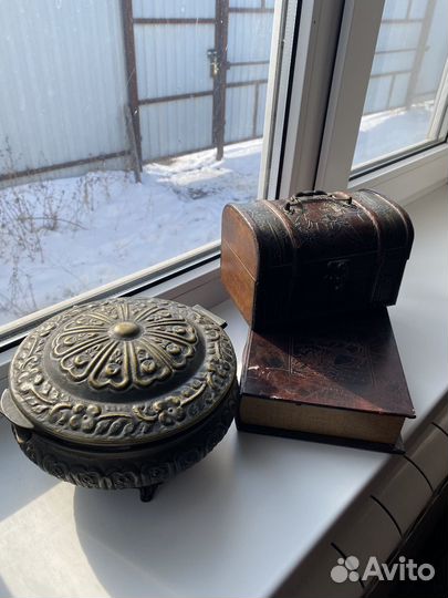 Шкатулки разные