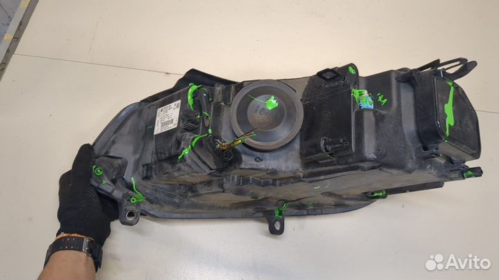 Фара (передняя) Volkswagen Touareg, 2011