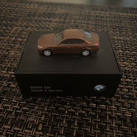 Модель автомобиля BMW 5 series 1:87