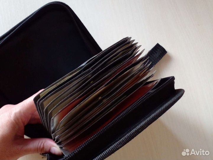 Футляры для хранения дисков