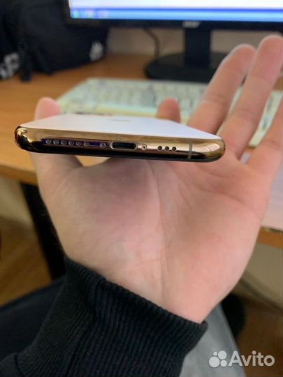 iPhone 11 Pro, 64 ГБ