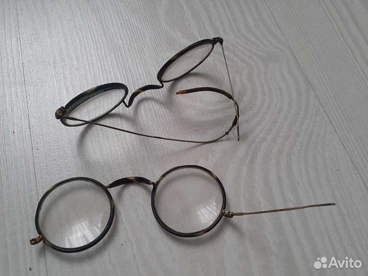 Старые очки