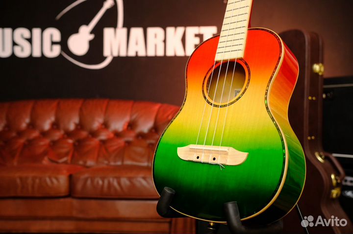 Укулеле тенор Ortega (Комплект)