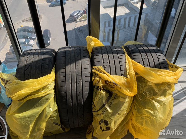 Bridgestone Potenza RE050A 225/40 R18 и 245/35 R18