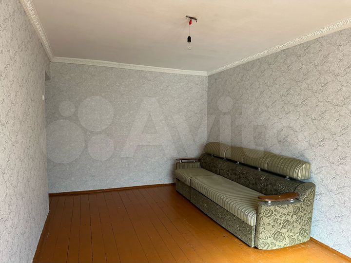 2-к. квартира, 56 м², 2/5 эт.