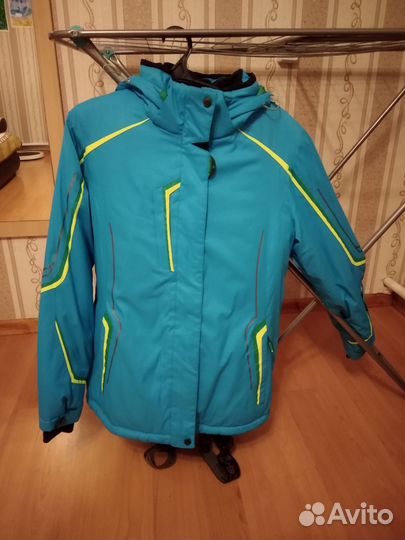 Горнолыжный костюм женский 48 размер