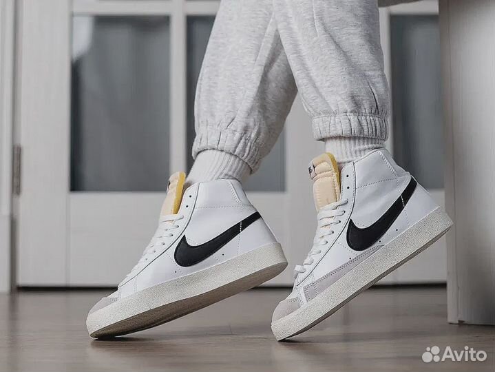 Nike Blazer Mid 77 Vintage White Black