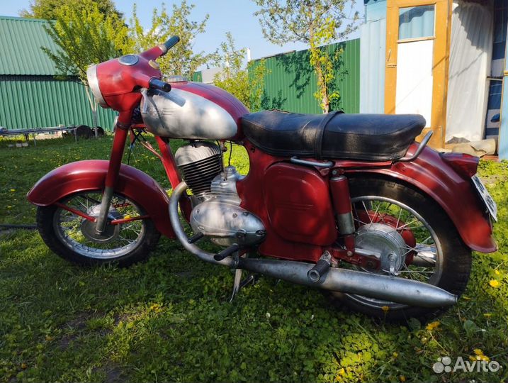 Мотоцикл Ява 250