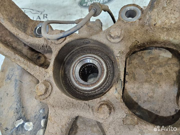 Кулак поворотный Land Rover Range Rover Sport L320