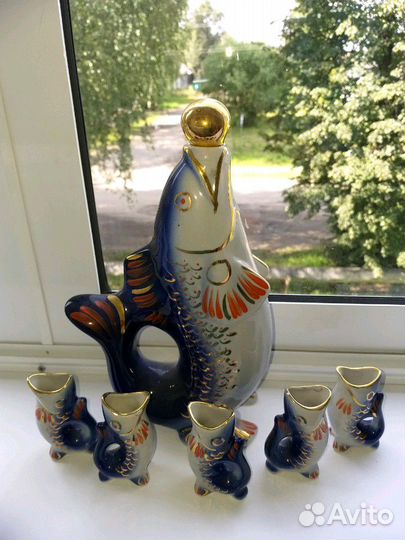 Графин и 5 стопок рыбки