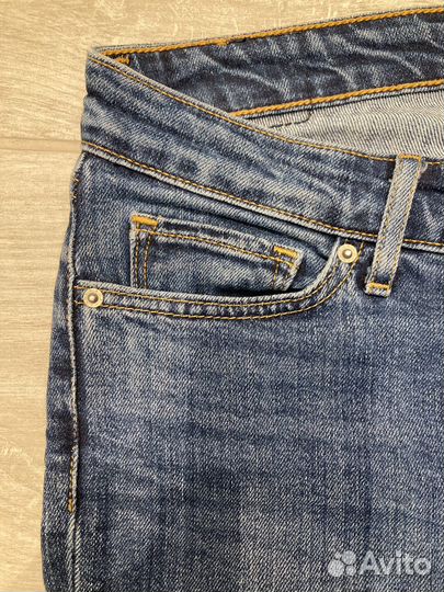 Джинсы levis 714 straight