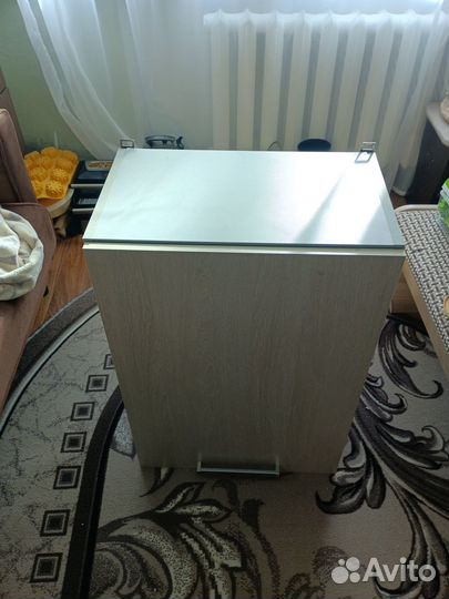 Кухонный навесной шкаф бу