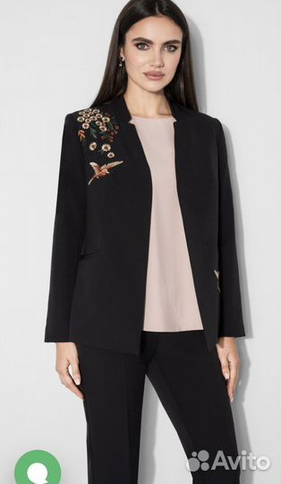 Костюм женский