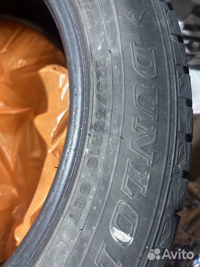 Dunlop SP Winter Ice 01 18/15.5 R16.5 20G