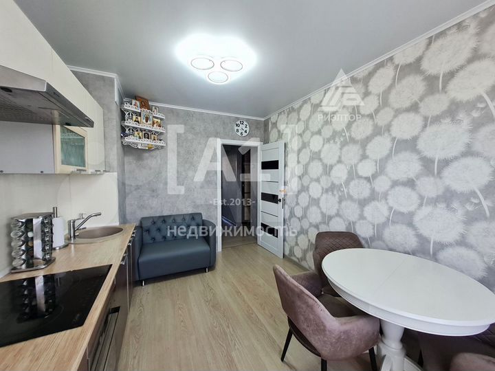 2-к. квартира, 47,5 м², 3/10 эт.